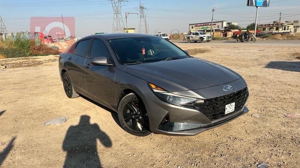 هیوندای ئەلەنترا